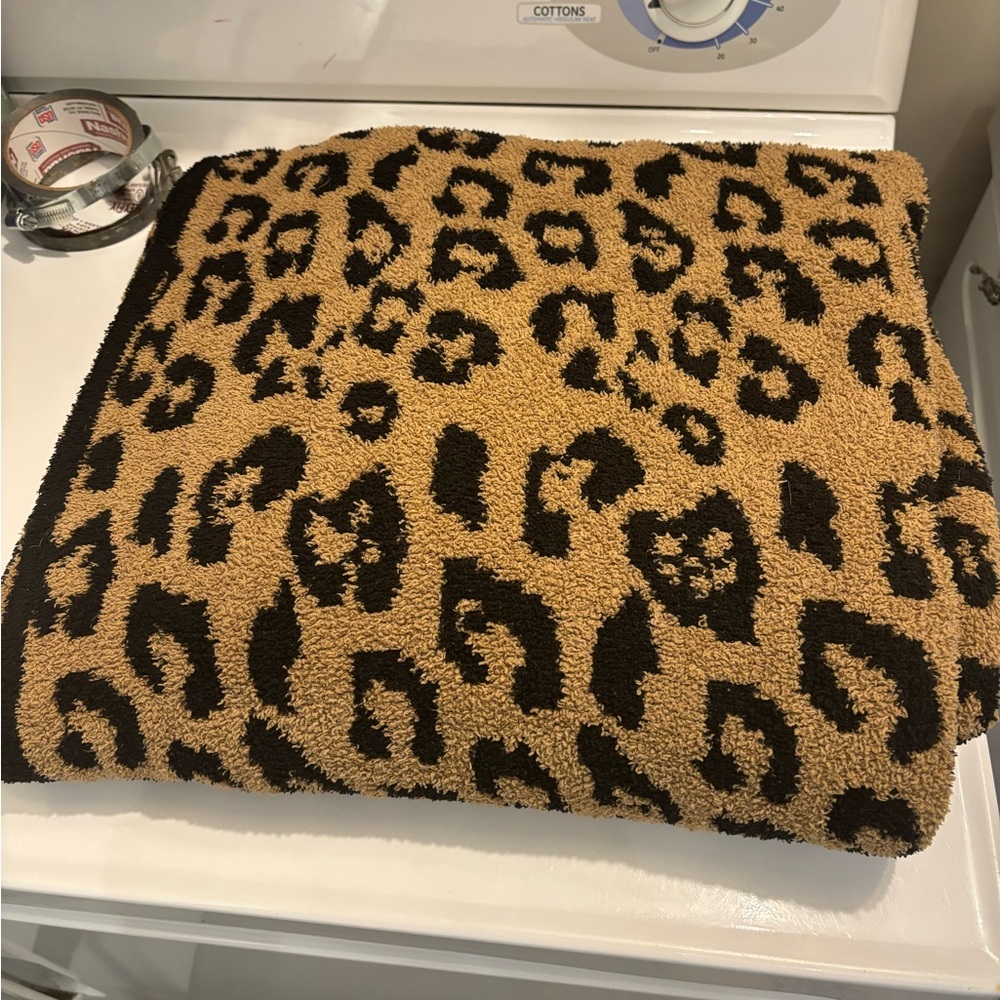 Cheetah Barefoot Dreams Blanket